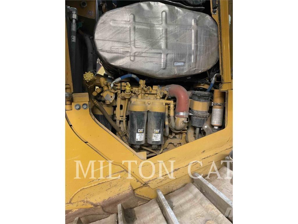 CAT D6 LGP Crawler dozers