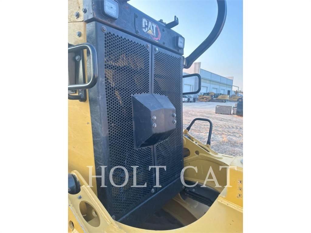 CAT D6 VP3 Crawler dozers