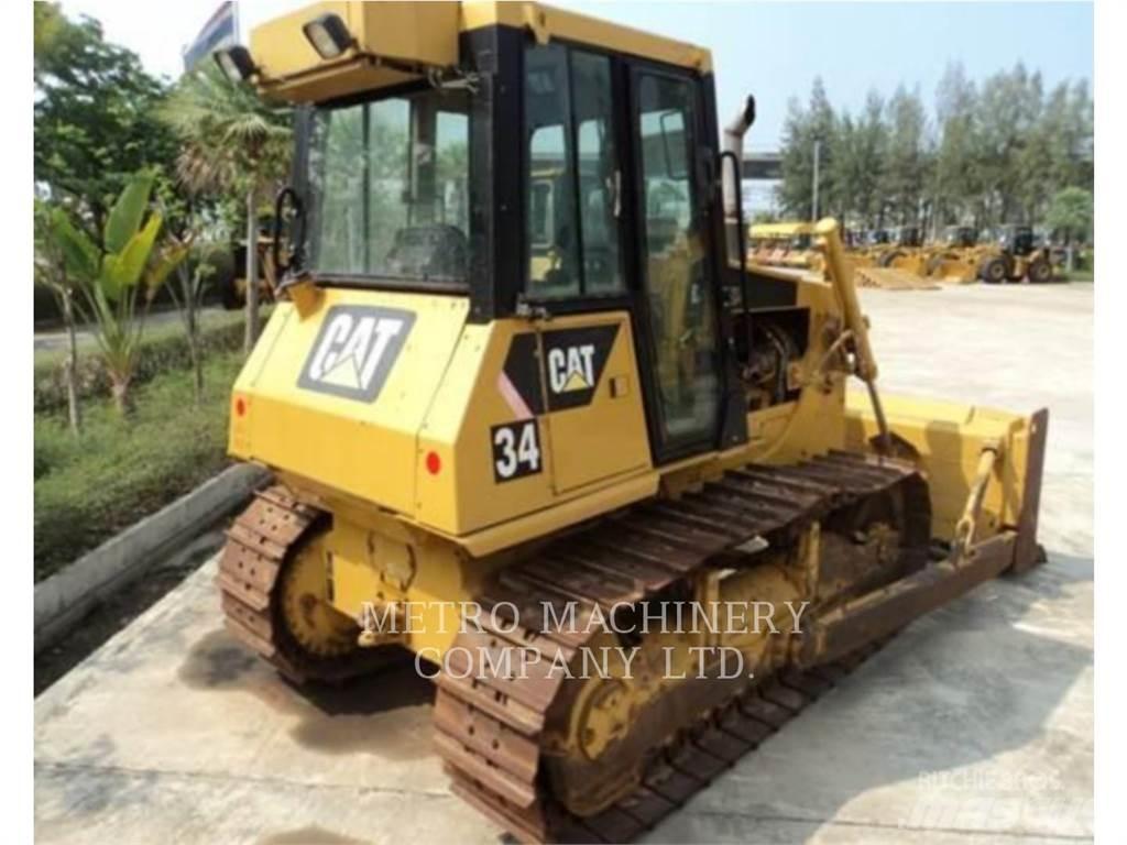 CAT D6G Crawler dozers