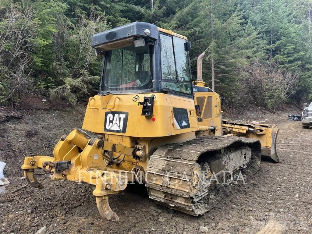 CAT D6K Crawler dozers