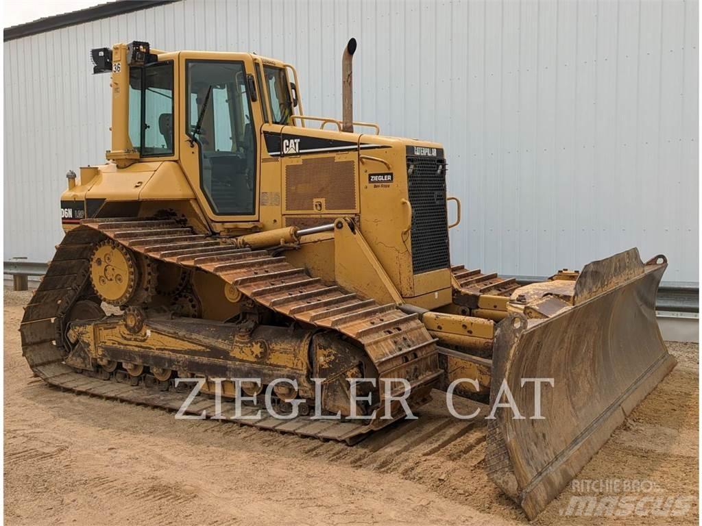 CAT D6N Crawler dozers