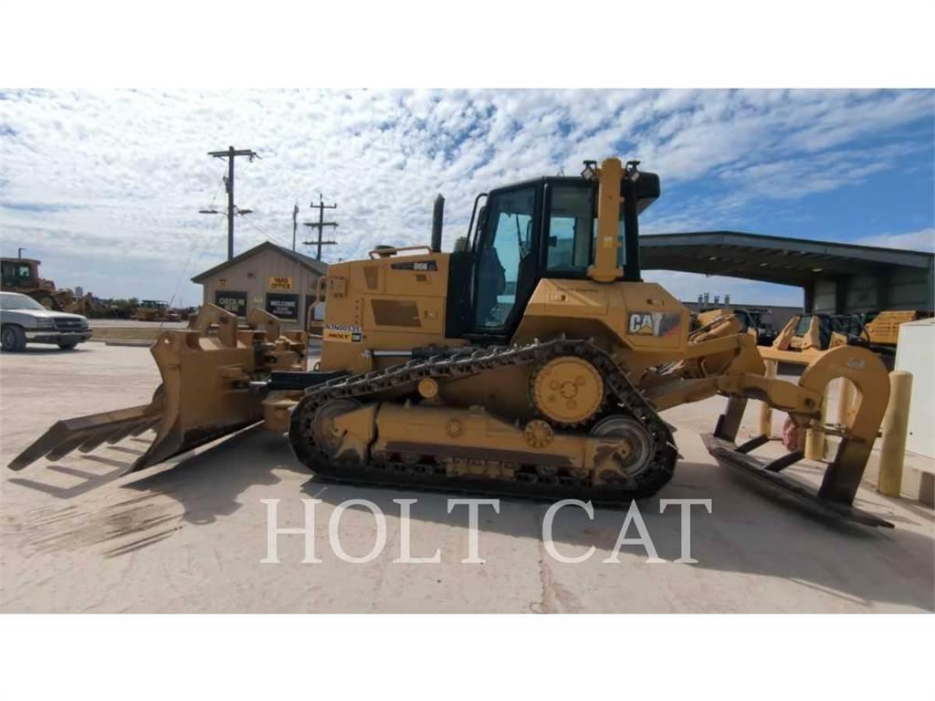 CAT D6N LAND Crawler dozers