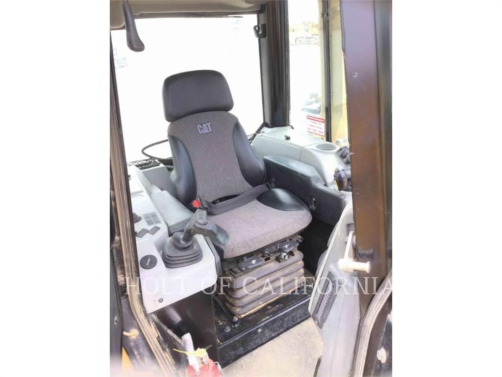 CAT D6N LGP VP Crawler dozers