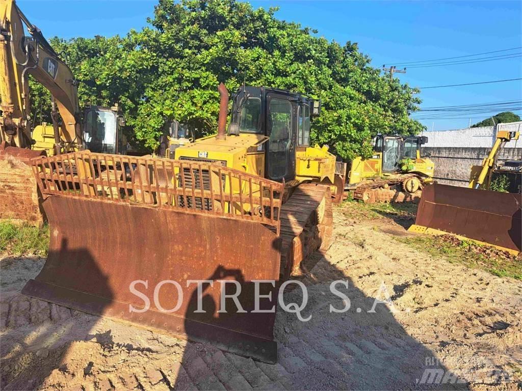 CAT D6NXL Crawler dozers