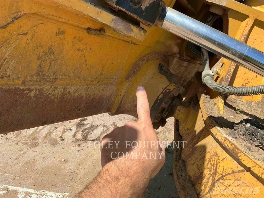 CAT D6NXL Crawler dozers