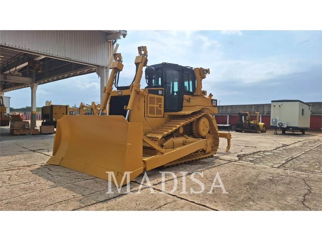 CAT D6T Crawler dozers