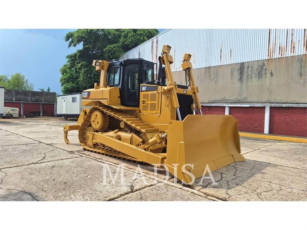 CAT D6T Crawler dozers