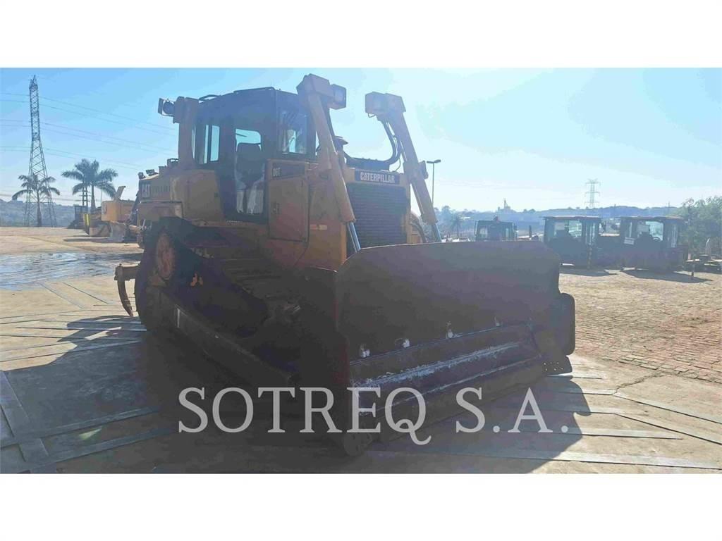 CAT D6T Crawler dozers