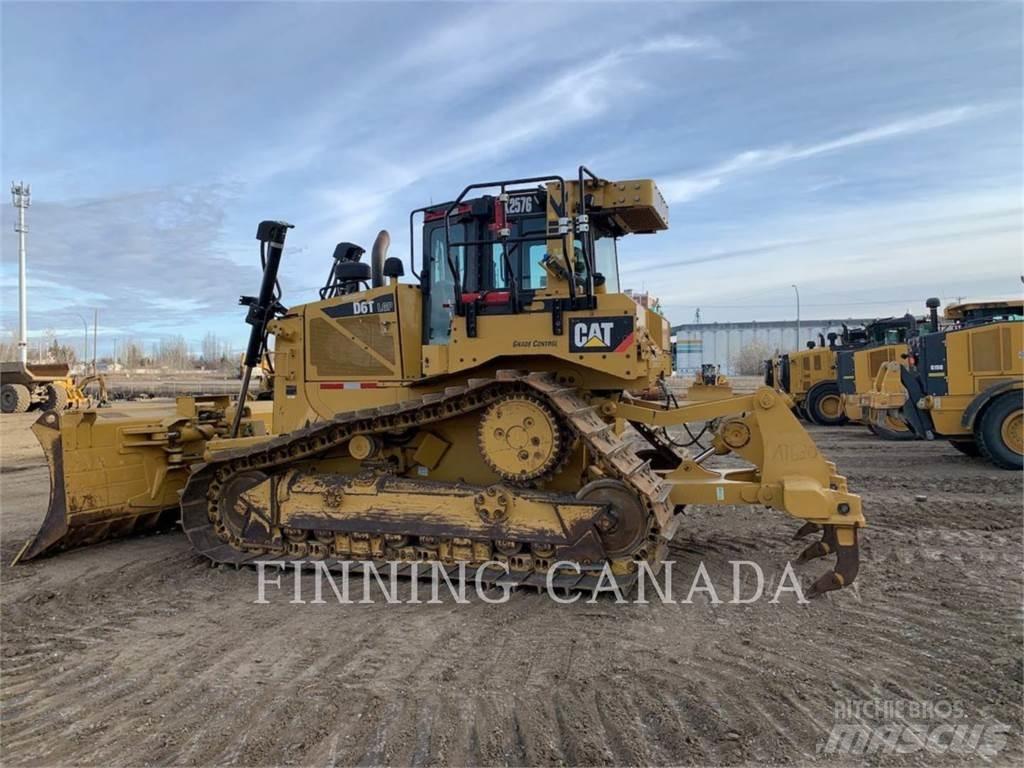CAT D6T Crawler dozers