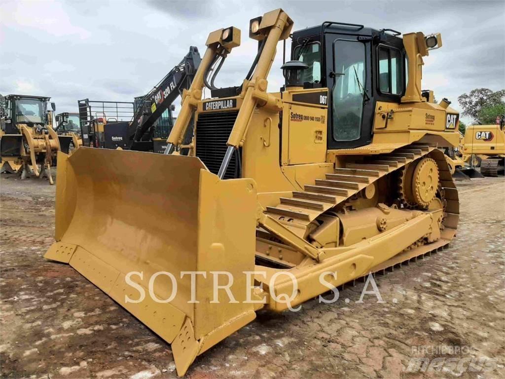 CAT D6T Crawler dozers