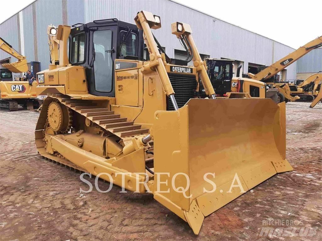 CAT D6T Crawler dozers