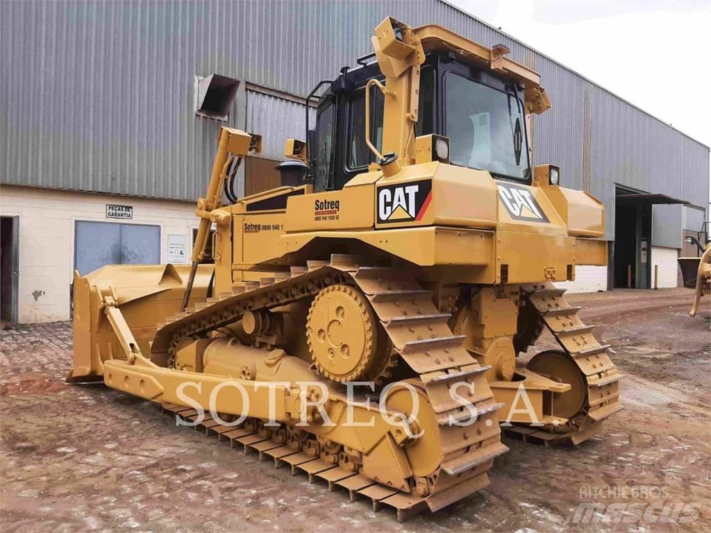 CAT D6T Crawler dozers