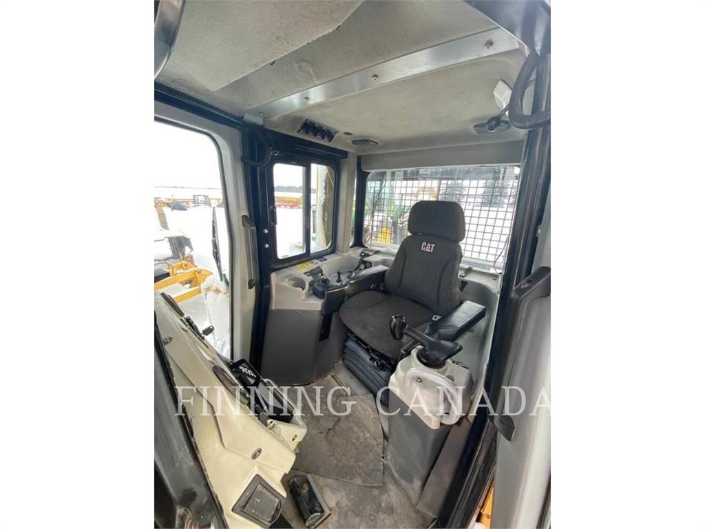 CAT D6T Crawler dozers