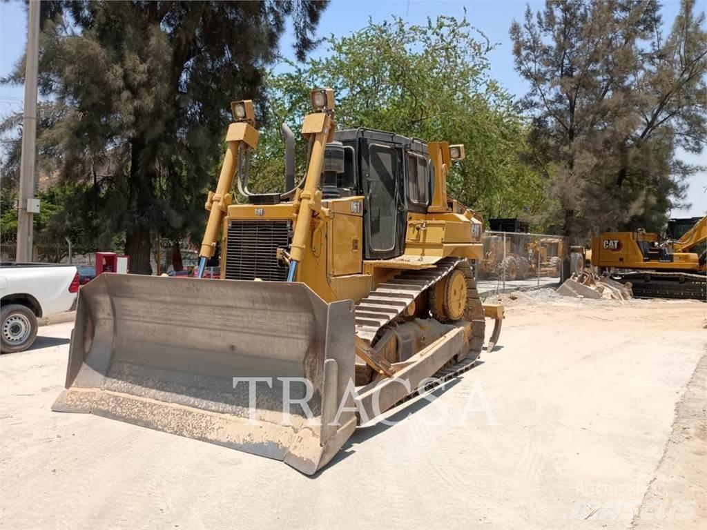 CAT D6T Crawler dozers