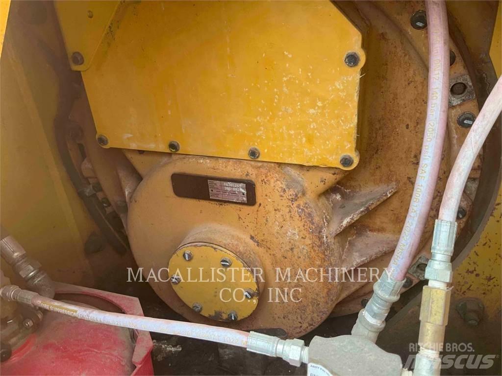CAT D6T Crawler dozers