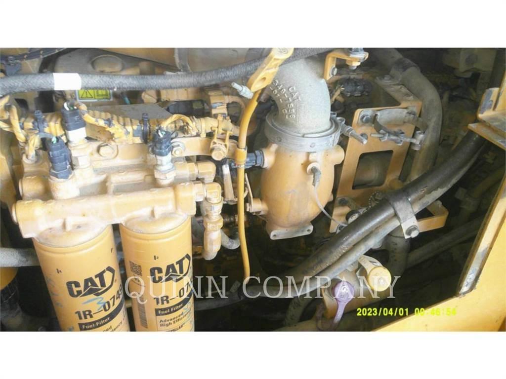 CAT D6T Crawler dozers