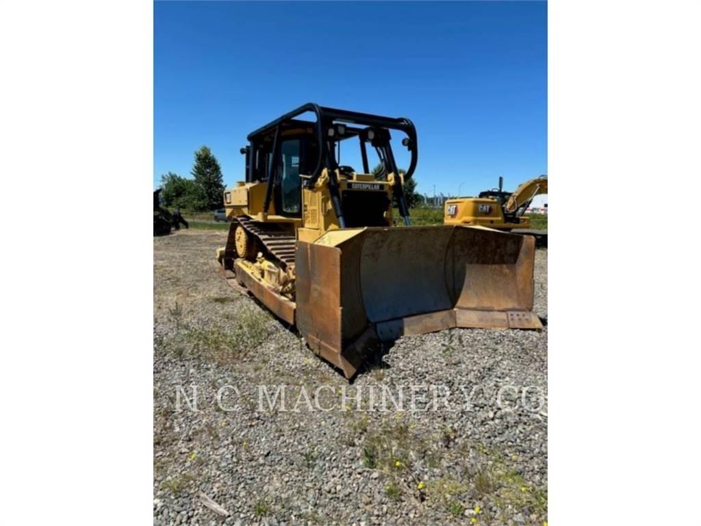 CAT D6T Crawler dozers
