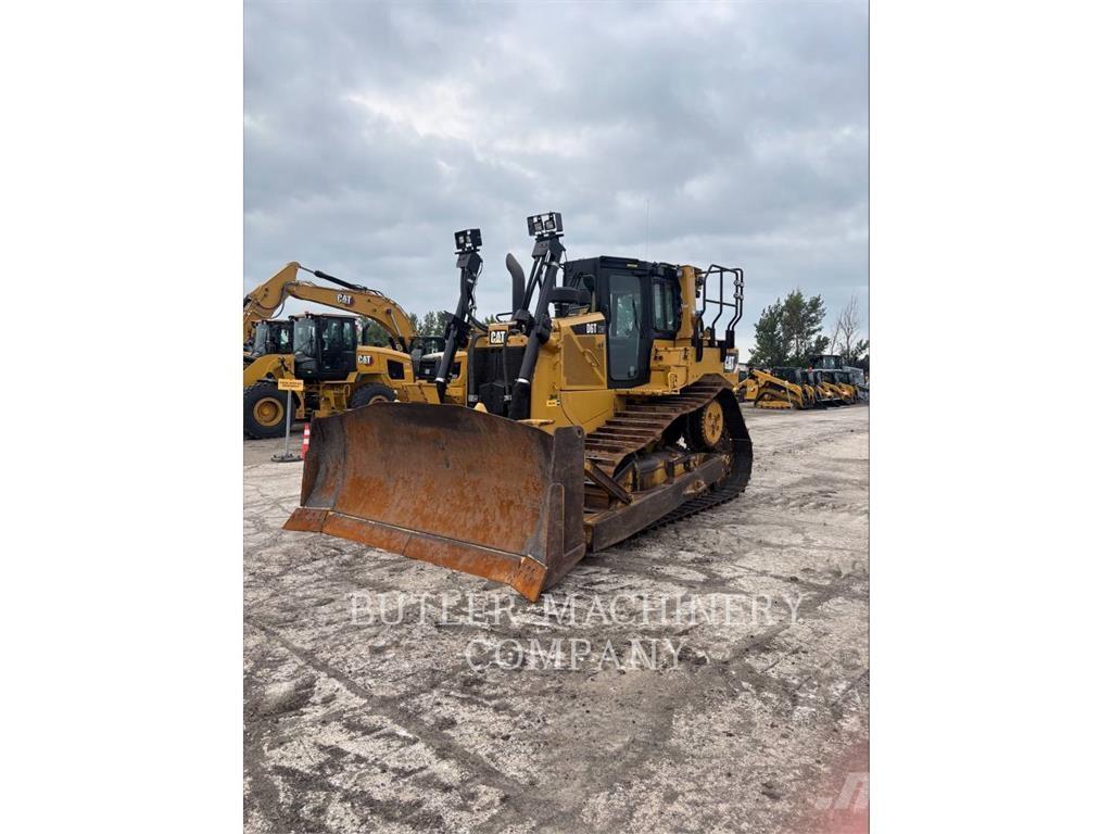 CAT D6T Crawler dozers