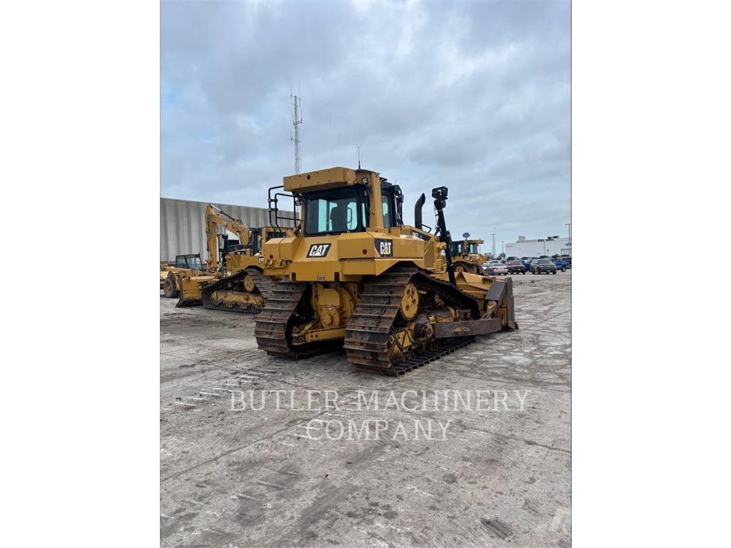 CAT D6T Crawler dozers