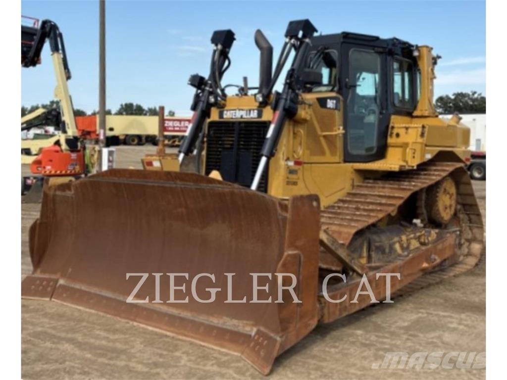 CAT D6T Crawler dozers