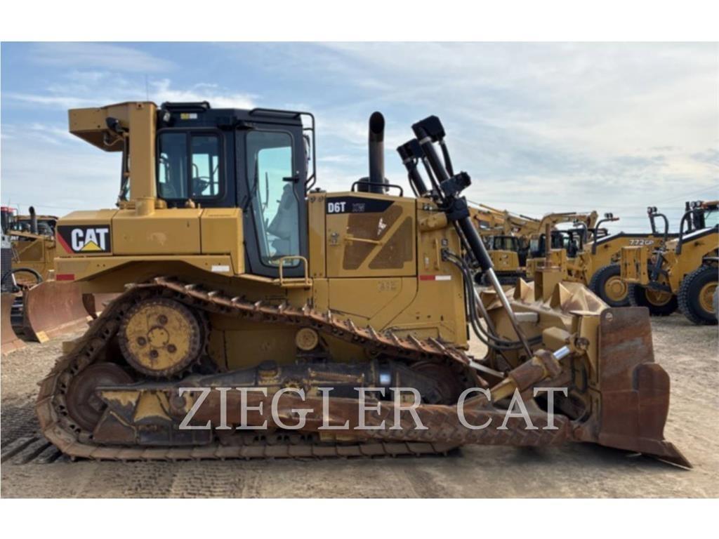 CAT D6T Crawler dozers
