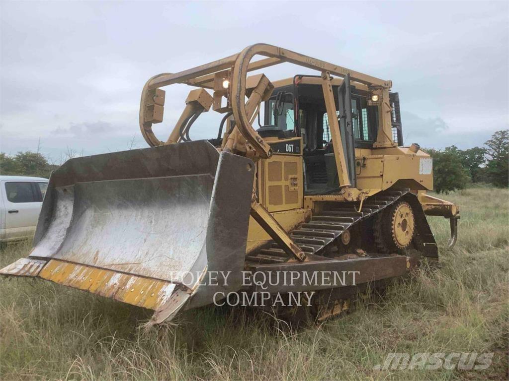 CAT D6T Crawler dozers