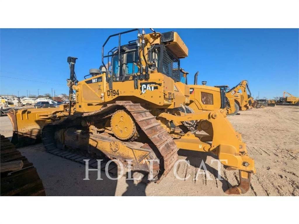 CAT D6T LGPVP3 Crawler dozers