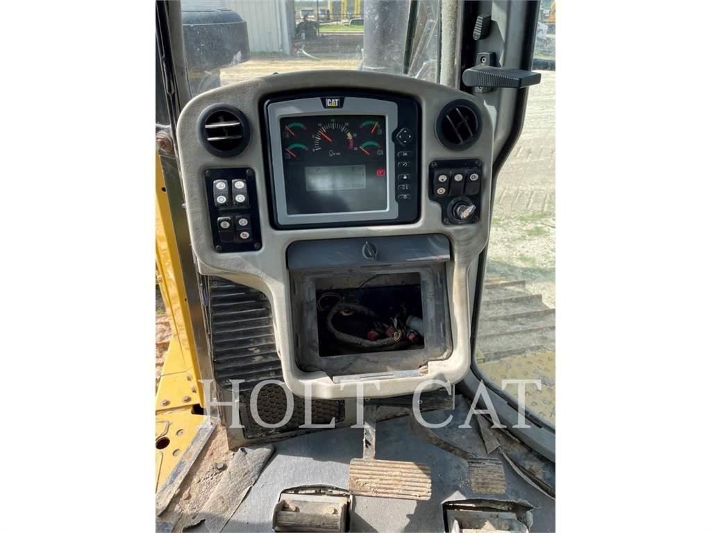 CAT D6T XWVPRI Crawler dozers