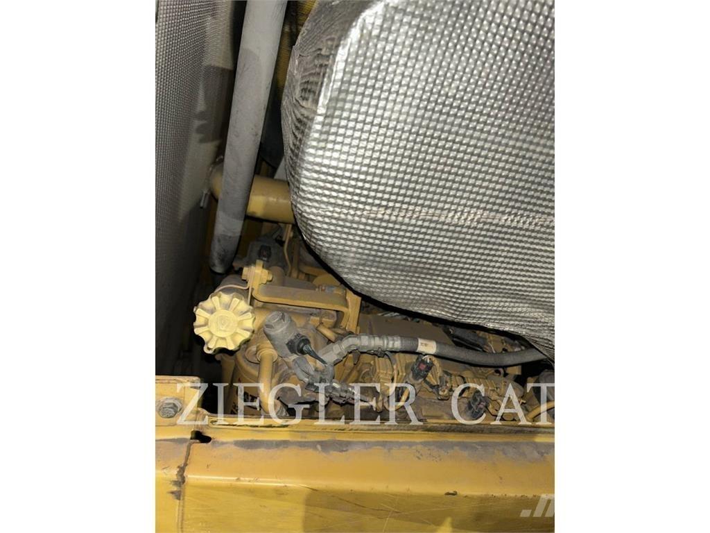 CAT D6T4FLGPA Crawler dozers