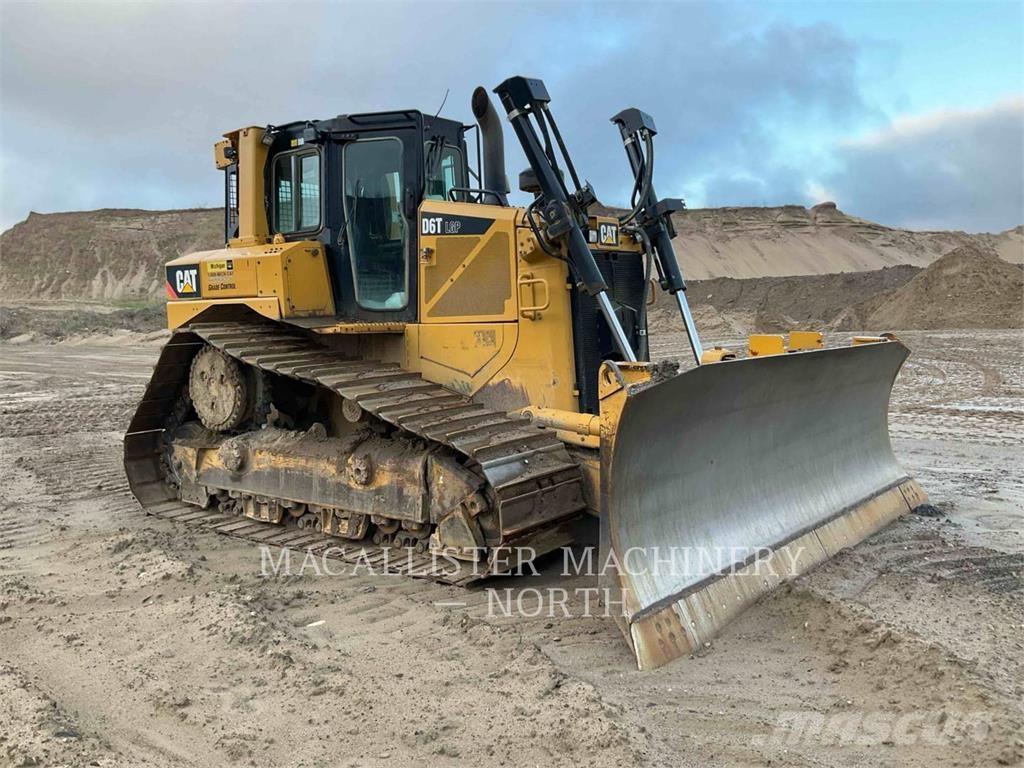 CAT D6TVP Crawler dozers