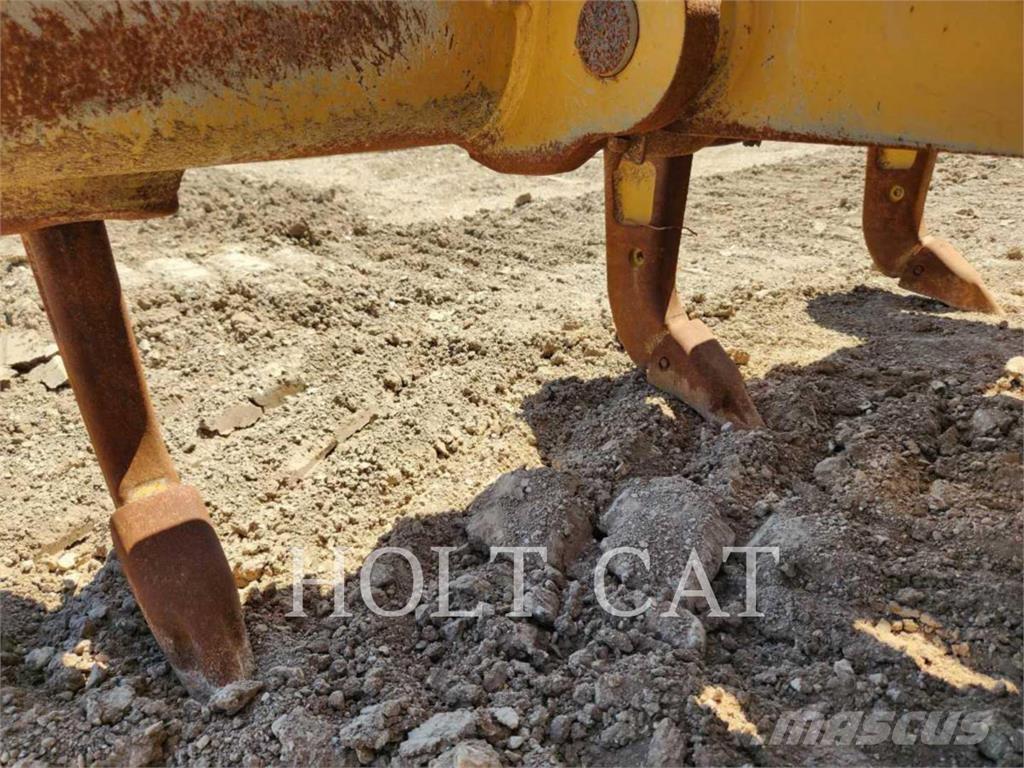 CAT D6XELGPVP3 Crawler dozers