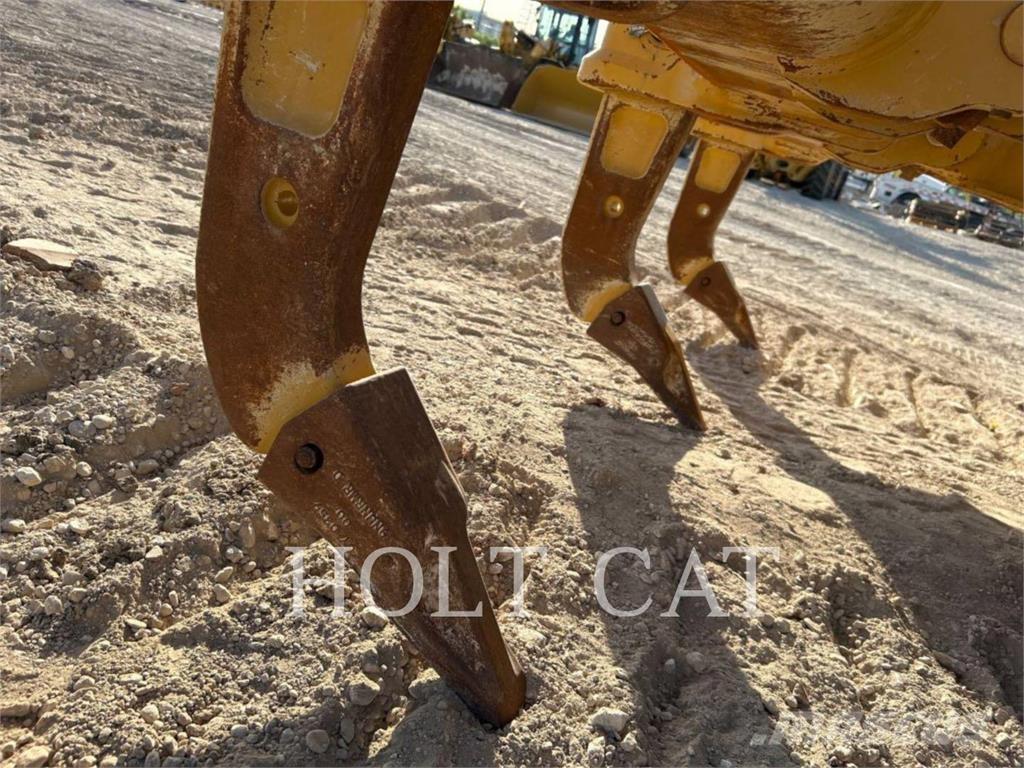 CAT D6XELGPVP3 Crawler dozers