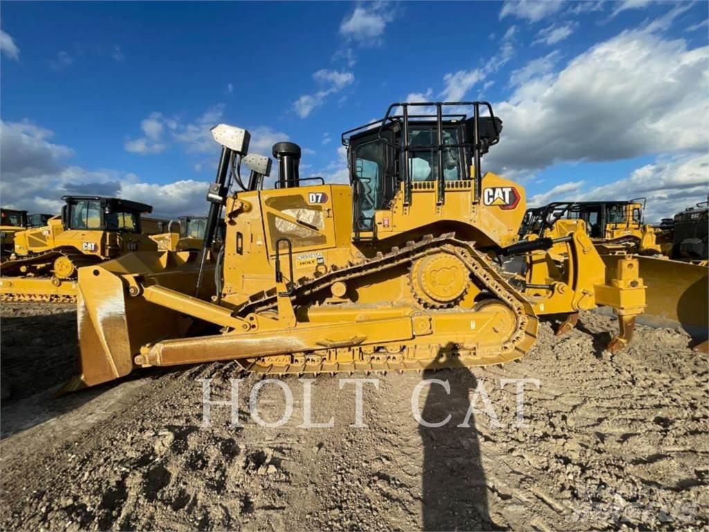 CAT D7 Crawler dozers