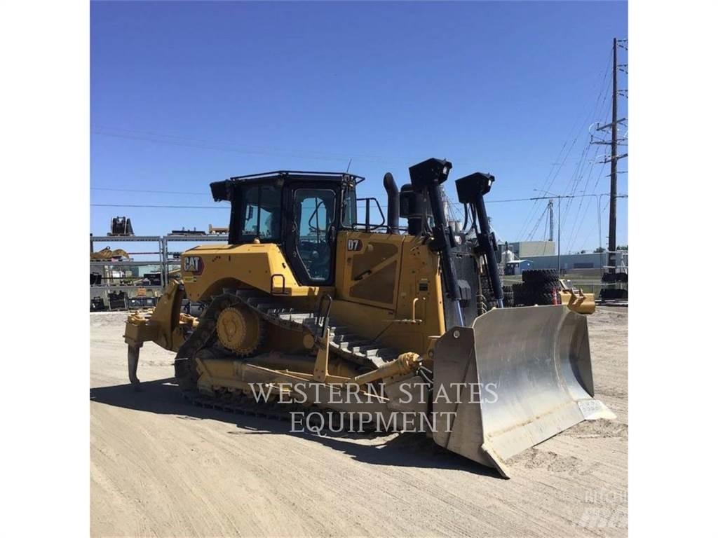 CAT D7 Crawler dozers