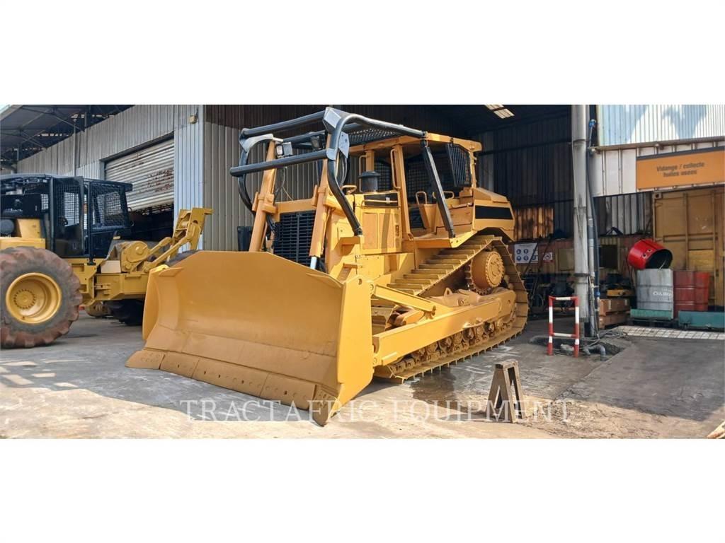 CAT D8N Crawler dozers