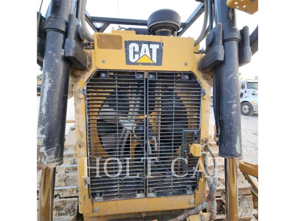 CAT D8T Crawler dozers