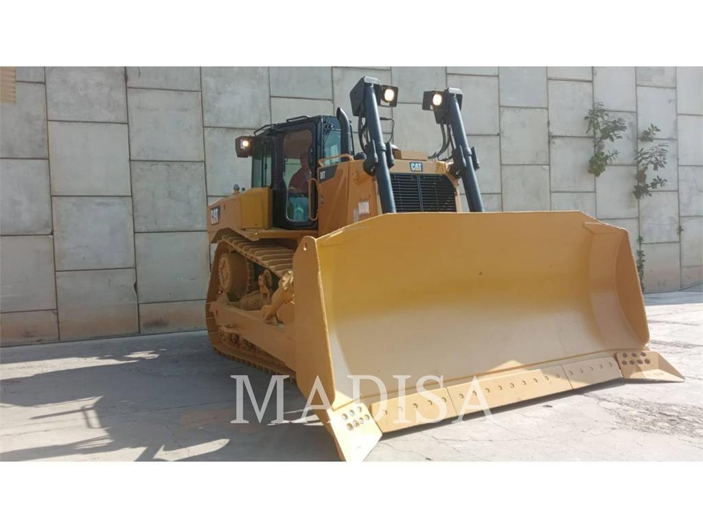 CAT D8T Crawler dozers