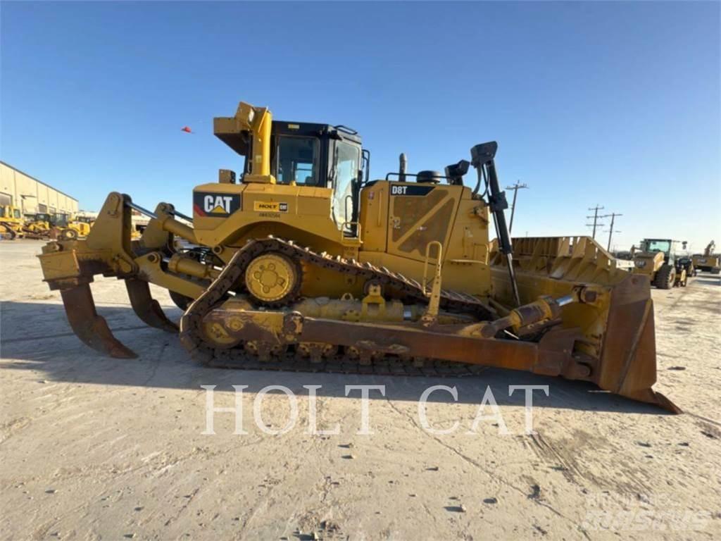 CAT D8T Crawler dozers