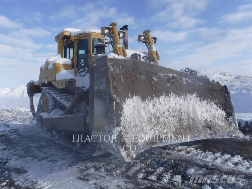 CAT D9N Crawler dozers