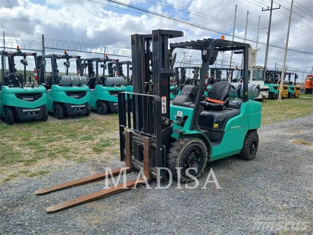 CAT FG30N5-GLE Misc Forklifts