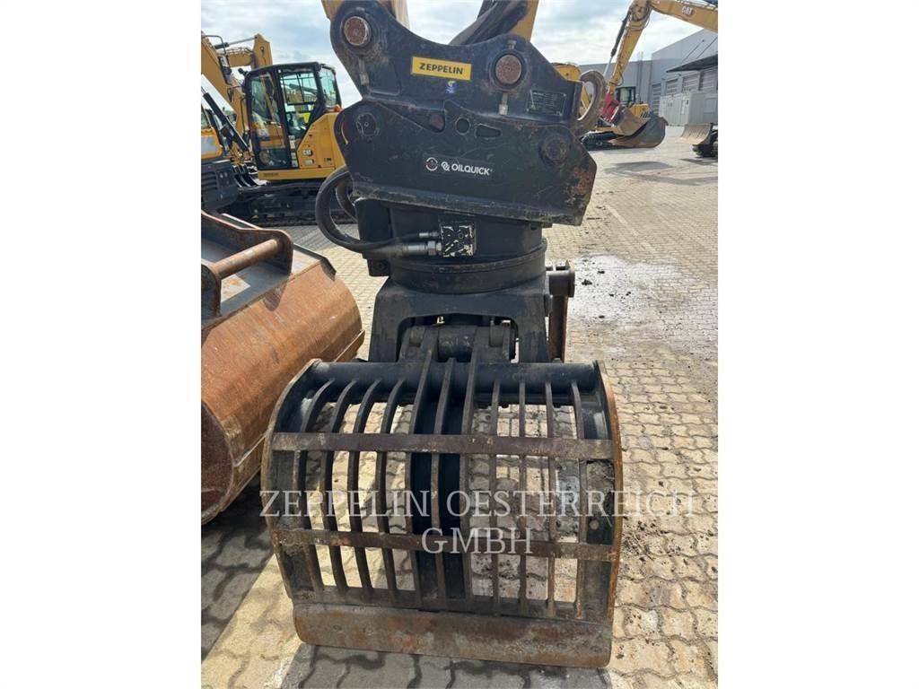 CAT G318-D Grapples