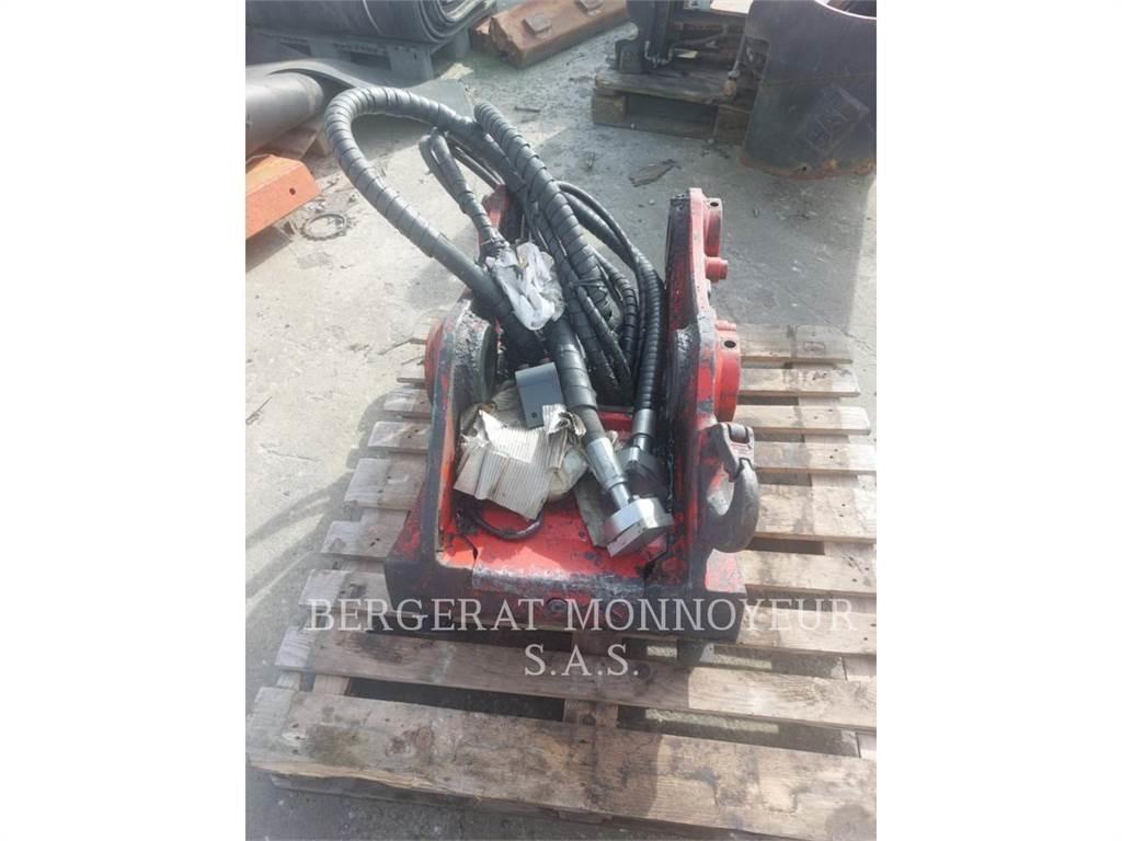 CAT HCS70/55/582-9886 Quick Connectors
