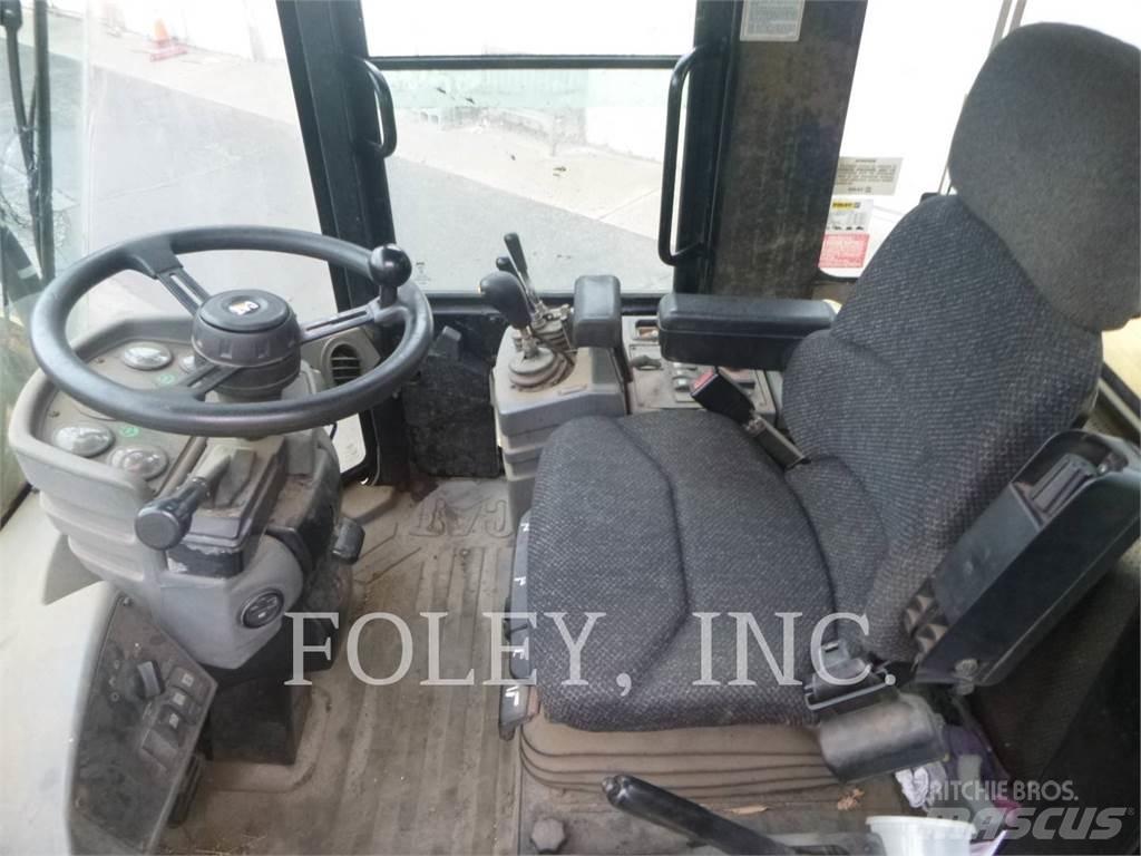 CAT IT28G Wheel Loaders