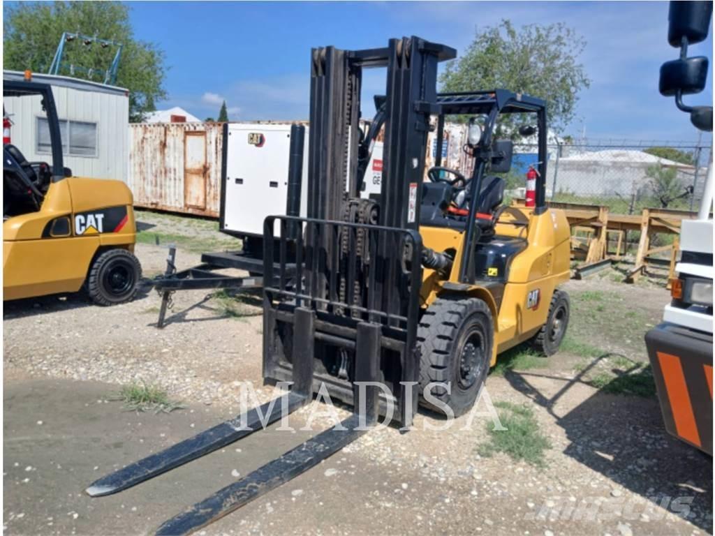 CAT LIFT TRUCKS DP50CNM Diesel Forklifts
