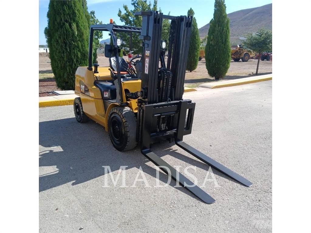 CAT LIFT TRUCKS DP50NM Diesel Forklifts