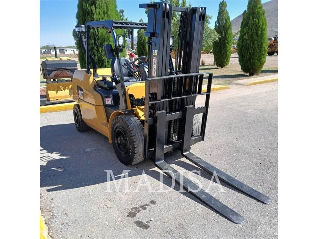 CAT LIFT TRUCKS DP50NM1 Diesel Forklifts
