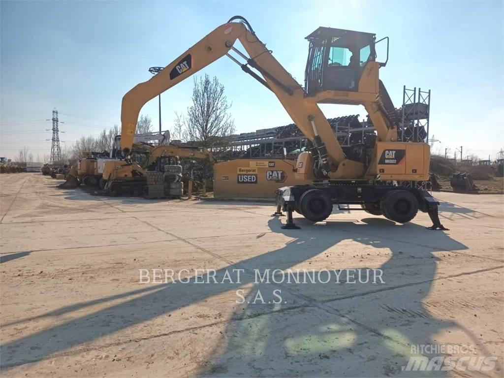 CAT MH3022 Wheeled Excavators
