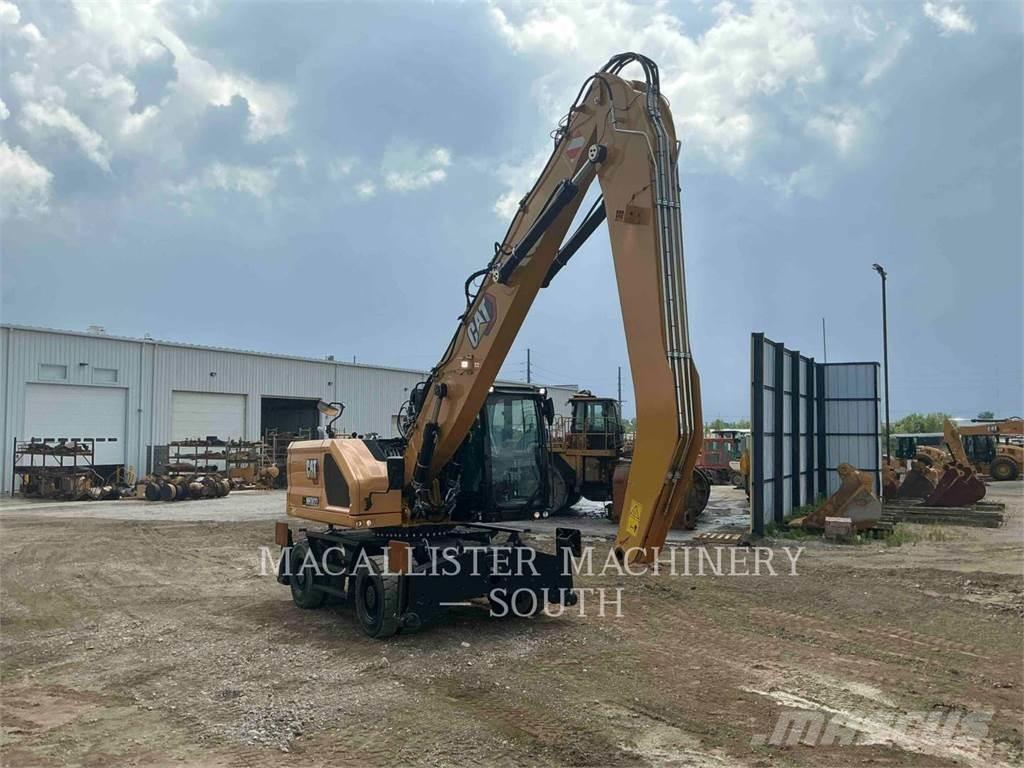 CAT MH3022 Wheeled Excavators