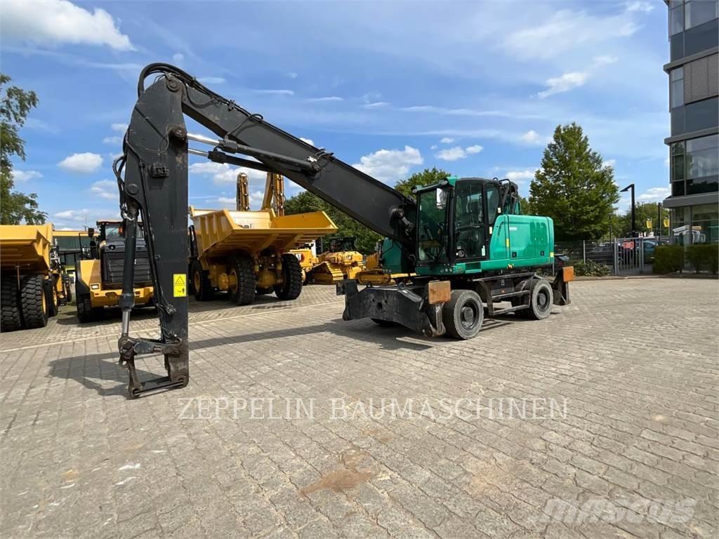 CAT MH3024-06C Demolition