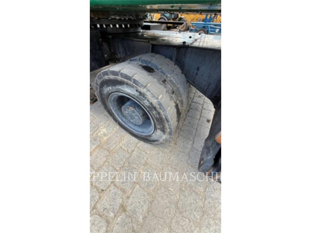 CAT MH3024-06C Demolition
